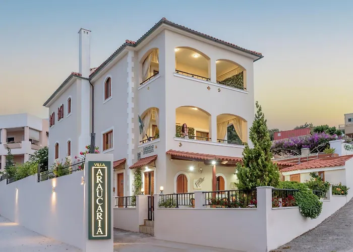 Villa Araucaria - Private Pool, Jacuzzi, Sea View